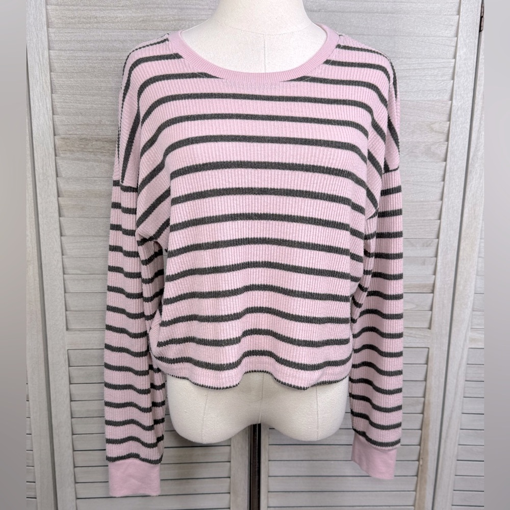 FOREVER 21 Cropped Striped Long Sleeve Knit Tee-Pink/Gray-Small